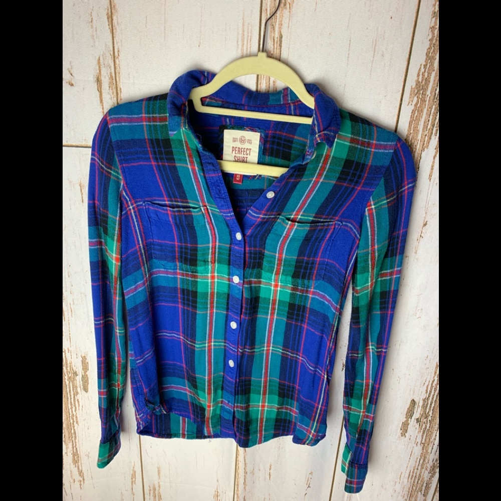 SO perfect shirt size xs